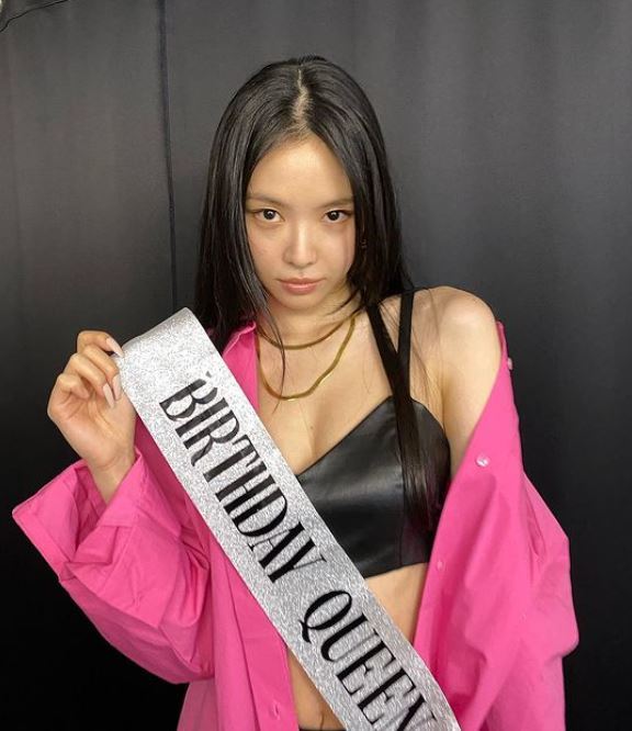 [서울=뉴시스] 손나은 인스타그램 캡처 . 2022.02.14. (사진= 인스타그램 제공 ) photo@newsis.com*재판매 및 DB 금지 *재판매 및 DB 금지