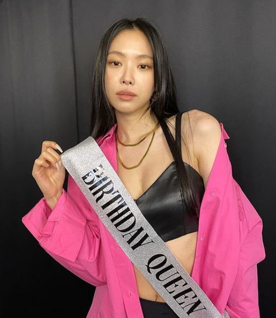 [서울=뉴시스] 손나은 인스타그램 캡처 . 2022.02.14. (사진= 인스타그램 제공 ) photo@newsis.com*재판매 및 DB 금지 *재판매 및 DB 금지