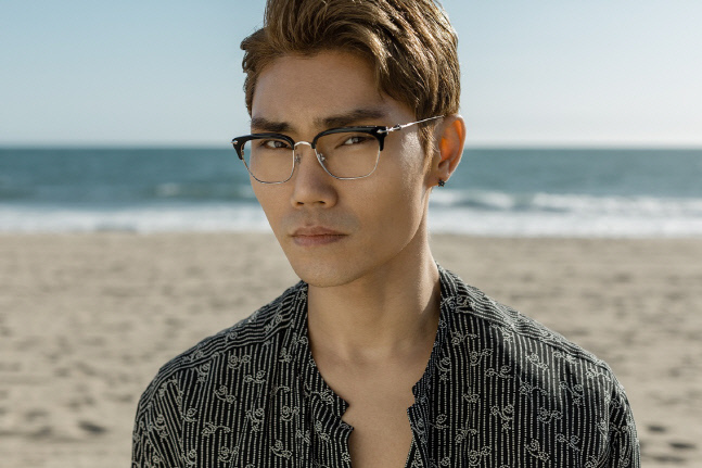 [서울=뉴시스] 가수 김범수 2022.02.14. (사진= 영엔터테인먼트 제공) photo@newsis.com *재판매 및 DB 금지 *재판매 및 DB 금지