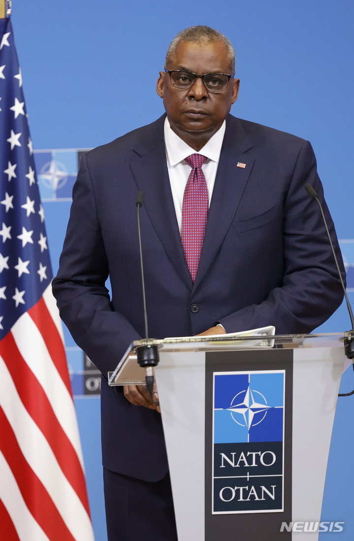 [브뤼셀=AP/뉴시스]로이드 오스틴 미국 국방장관. 2022.2.17.