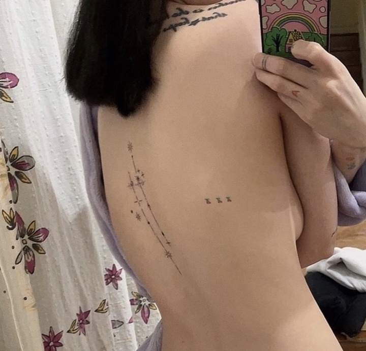 [서울=뉴시스] 가수 현아. 2022.02.18.(사진=인스타그램 캡처 제공) photo@newsis.com*재판매 및 DB 금지 *재판매 및 DB 금지