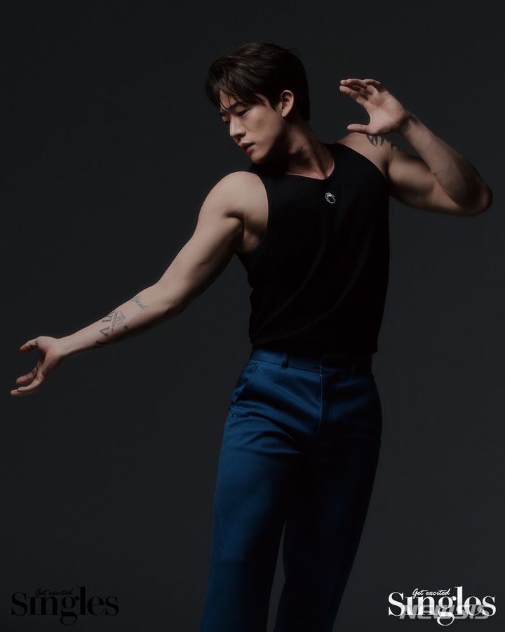 [서울=뉴시스] 차현승 화보 사진 . 2022.02.22. (사진= 싱글즈 제공 ) photo@newsis.com*재판매 및 DB 금지