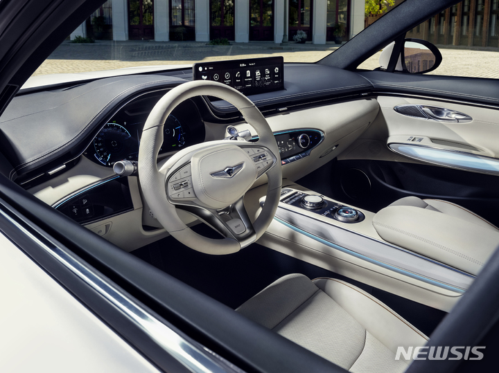 [서울=뉴시스]GV70 전동화 모델 내부 (사진=제네시스 제공) 