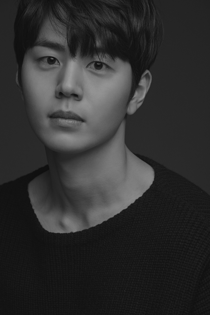 [서울=뉴시스] 서지후 2022.02.28 (사진=씨제스엔터테인먼트 제공) photo@newsis.com*재판매 및 DB 금지 *재판매 및 DB 금지