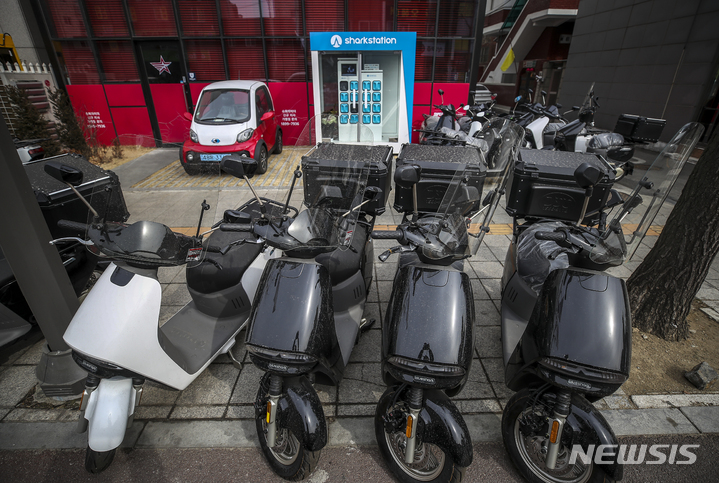 [양산=뉴시스] 전기이륜차 보급사업을 한다. (사진=뉴시스 DB). photo@newsis.com