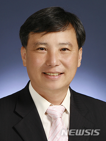 [완주=뉴시스]윤난슬 기자 = 우석대학교는 조준호 전 진보정의당 대표를 석좌교수로 임명했다고 2일 밝혔다.(사진=우석대 제공) 