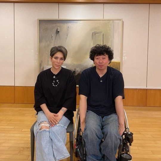 [서울=뉴시스] 김송 강원래 2021.03.02.(사진=김송 인스타그램 캡처) photo@newsis.com *재판매 및 DB 금지