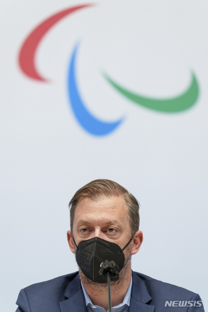 [베이징=AP/뉴시스] 앤드류 파슨스 국제패럴림픽위원회(IPC) 위원장. 2022.03.03