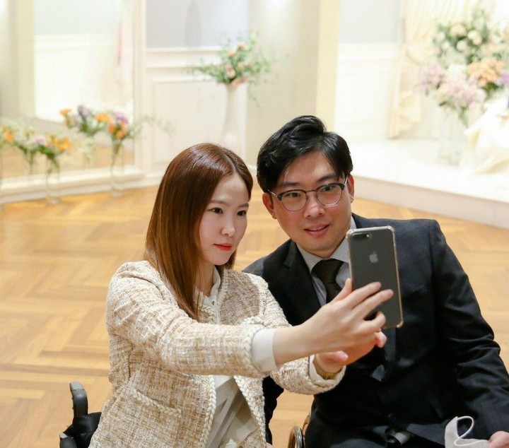 [서울 =뉴시스] 휠체어컬링 '부부' 남봉광(왼쪽)과 백혜진. (사진 = 서울시청 휠체어컬링팀 남봉광) *재판매 및 DB 금지