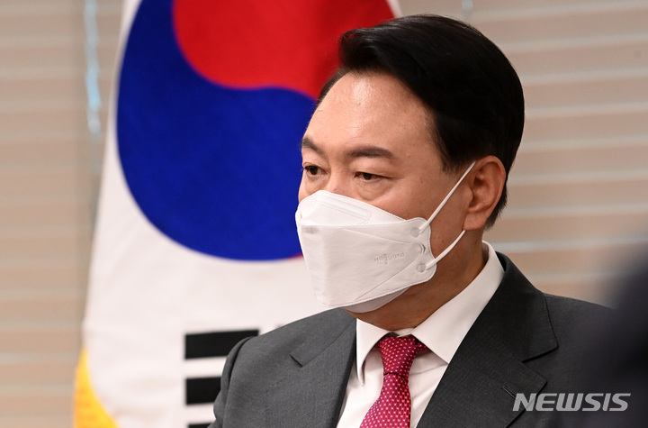 尹당선인, 오늘 2시 인수위원장·부위원장 직접 발표