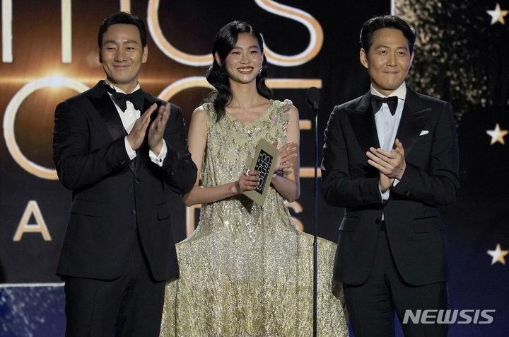 '오징어 게임' 美 크리틱스초이스 2관왕…이정재 남우주연상(종합)