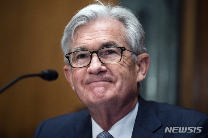 [워싱턴=AP/뉴시스]제롬 파월 미국 연방준비제도(Fed·연준) 의장이 지난 3일 상원 은행위에 출석해 발언하는 모습. 2022.03.21.