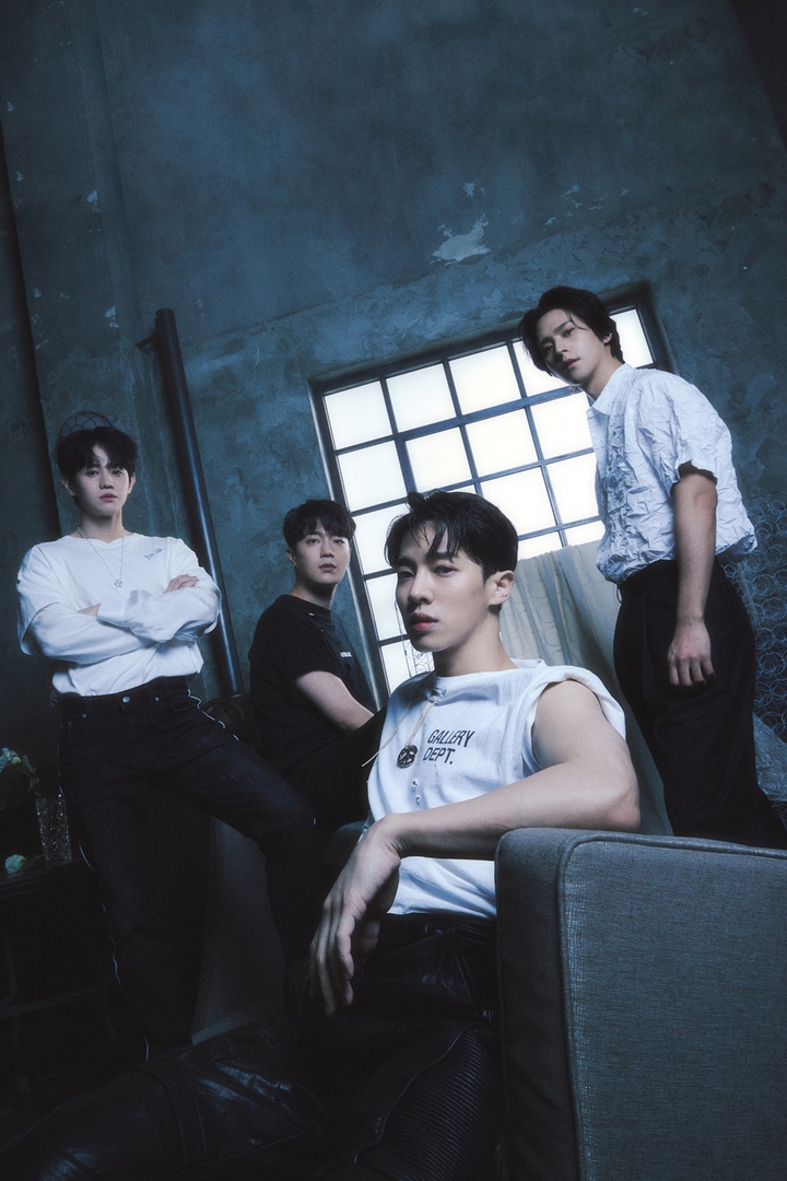 [서울=뉴시스] 하이라이트. 2022.03.21. (사진 = 어라운드어스 엔터테인먼트 제공) photo@newsis.com *재판매 및 DB 금지