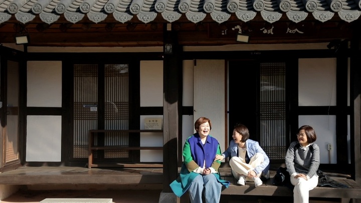 [서울=뉴시스] '한 번쯤 멈출 수밖에'. 2022.03.24. (KBS 2TV '한 번쯤 멈출 수밖에' 제공) photo@newsis.com *재판매 및 DB 금지