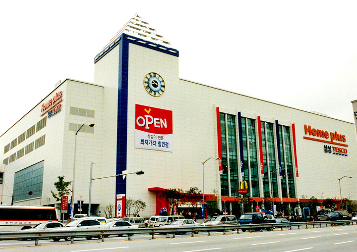 MBK파트너스, 홈플러스 '재개장' 늘린다…영업력 강화 이유는?