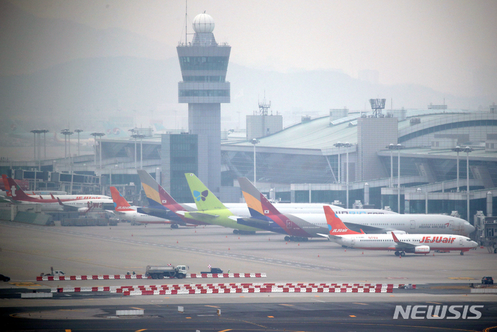 항공사 여승무원 따라가 '성관계 하자'고 소리친 60대 집유