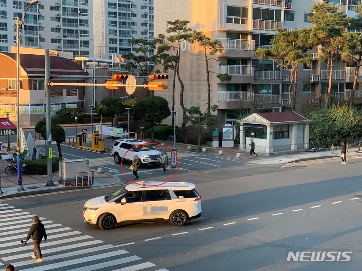[인천=뉴시스] 이루비 기자 = 인천 부평구 삼산타운주공7단지 아파트 정문 앞. 2022.03.30. ruby@newsis.com