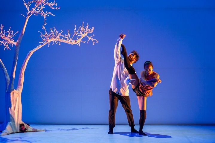 [서울=뉴시스]왕 라미레즈 컴퍼니 'We Are Monchichi'. (사진=Fred Fouché 제공) 2022.04.01. photo@newsis.com *재판매 및 DB 금지