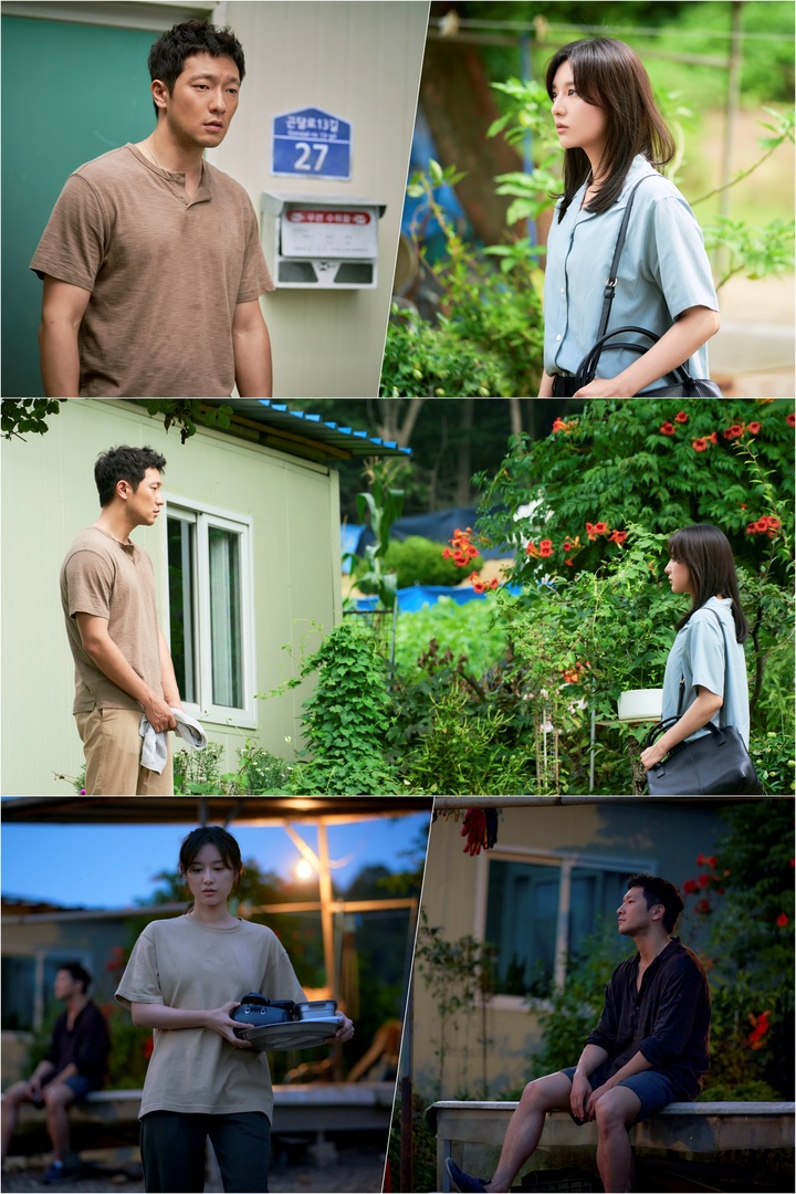 [서울=뉴시스] 나의 해방일지&nbsp; 2022.04.05 (사진=스튜디오피닉스, 초록뱀미디어, SLL 제공) photo@newsis.com*재판매 및 DB 금지&nbsp; *재판매 및 DB 금지