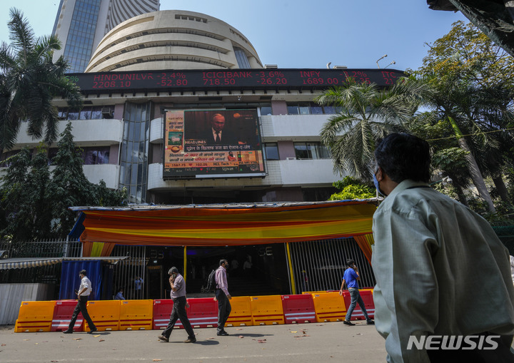 인도, MSCI 신흥국 지수 비중 18.2%로 상향…"사상 최대"