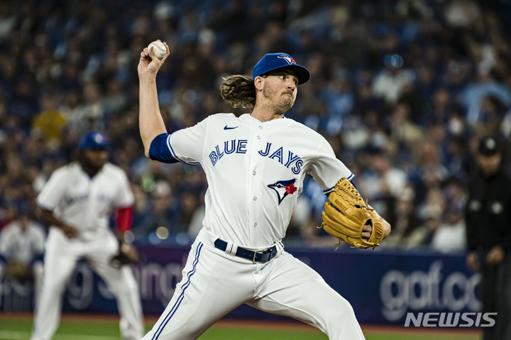 [토론토=AP/뉴시스] 메이저리그(MLB) 토론토 블루제이스의 케빈 가우스먼. 2022.04.09