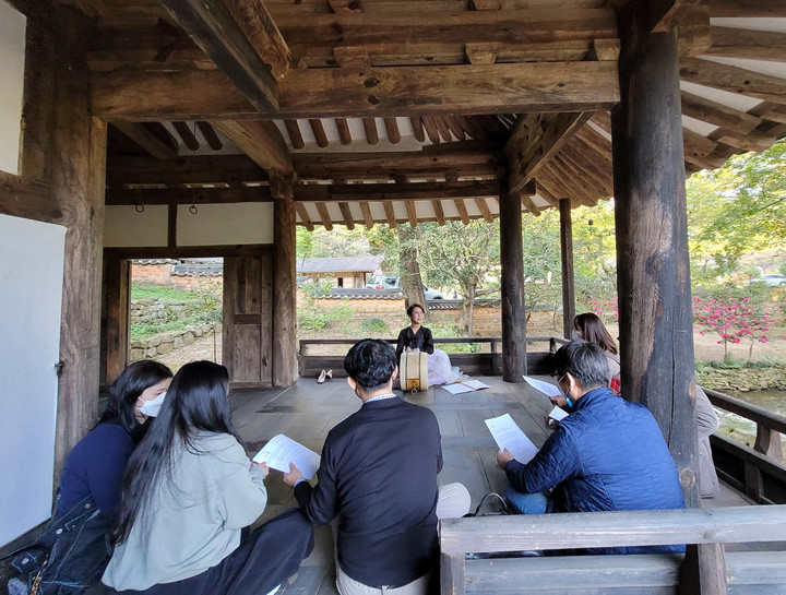 [무안=뉴시스] 보성 이진래 고택 판소리 체험. *재판매 및 DB 금지