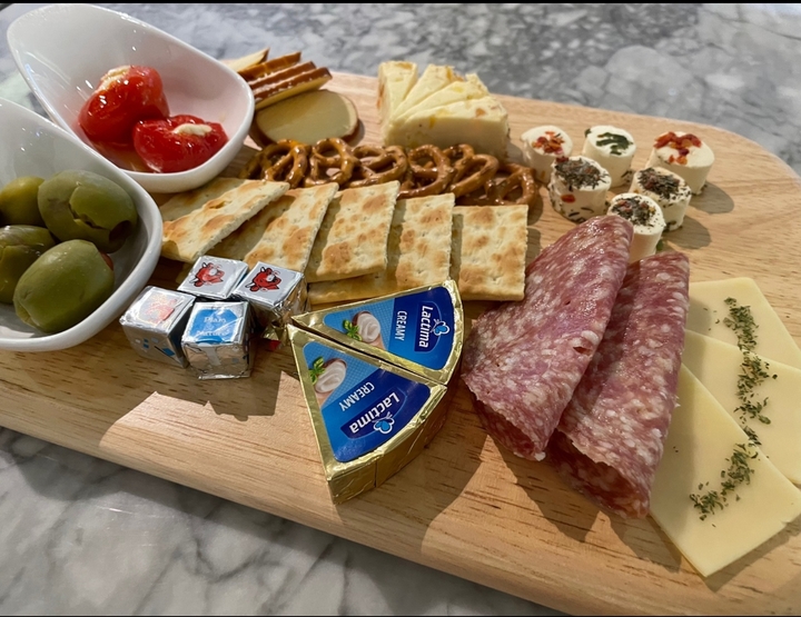 뉴서울호텔 '베르드 뱅 와인 패키지''의 '치즈 플레이트' *재판매 및 DB 금지