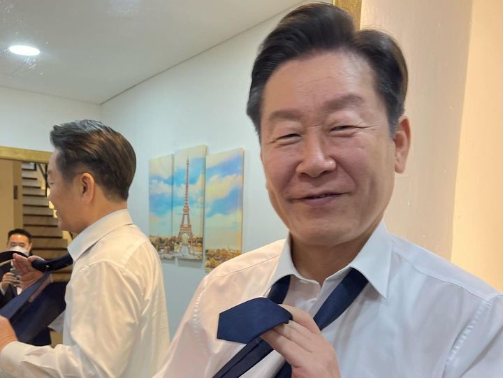 [서울=뉴시스] 인스타그램을 통해 공개된 이재명 더불어민주당 상임고문의 근황 (사진=인스타그램 캡처) *재배포 및 DB금지. *재판매 및 DB 금지