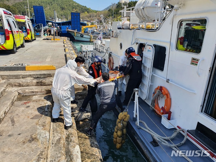 사천해경, 사량도 응급환자 2명 긴급 이송