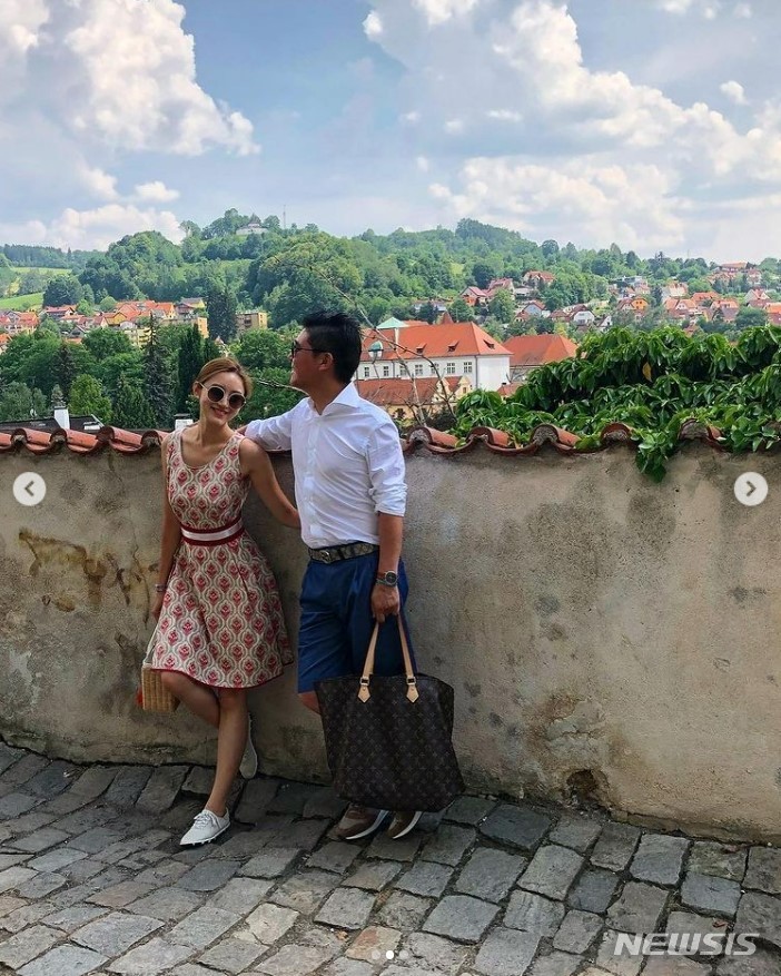 [서울=뉴시스] 서하얀(왼쪽), 임창정. 2022.04.17. (사진= 임창정 인스타그램 캡쳐) photo@newsis.com*재판매 및 DB 금지