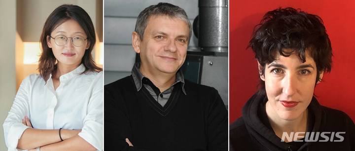 [전주=뉴시스]윤난슬 기자 = 왼쪽부터 구정아 볼미디어 대표, 로베르토 쿠에토 산세바스티안국제영화제 프로그래머, 릴리 앵스탱 빌라메디치영화제 위원장.(사진=전주국제영화제 조직위 제공)