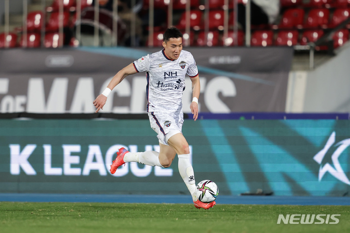 [서울=뉴시스]K리그 김천 김경민, 4월 '가장 역동적인 골' 수상 (사진 = 프로축구연맹 제공)