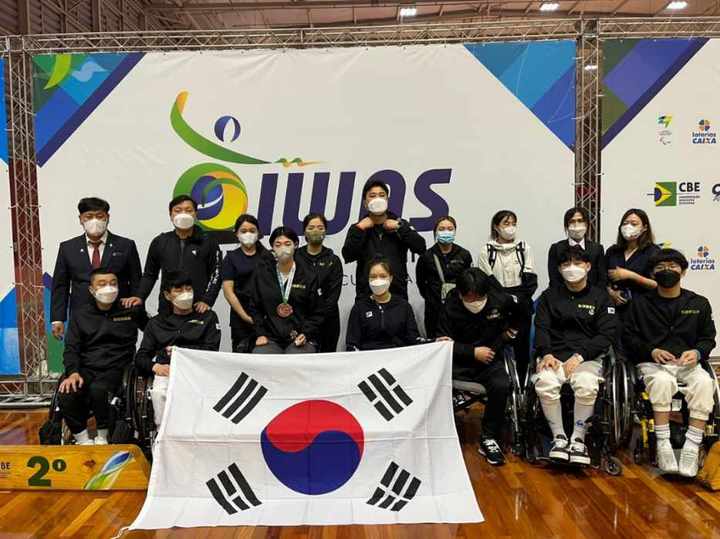 [홍성=뉴시스] 홍성군 휠체어펜싱팀. *재판매 및 DB 금지