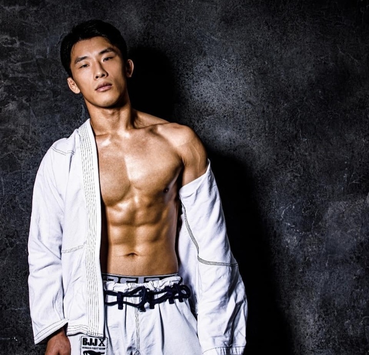 [서울=뉴시스] 예능 프로그램 '강철부대'에 출연했던 김상욱(29)씨. <인스타그램 캡처> 2022.04.21. photo@newsis.com *재판매 및 DB 금지