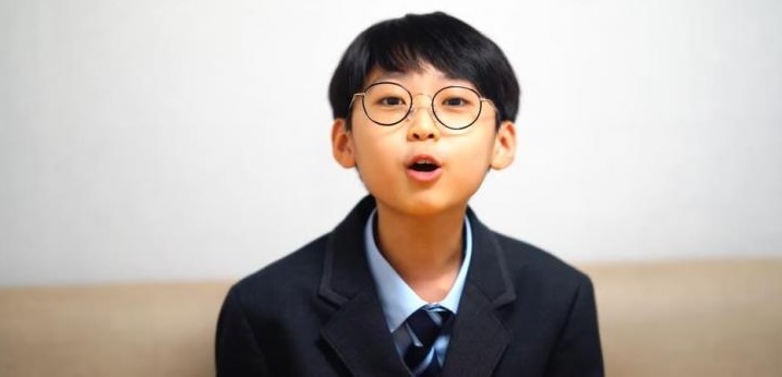 [서울=뉴시스] 백강현 군의 모습 2021.04.21(사진=백강현 유튜브 방송 캡처) photo@newsis.com&nbsp; *재판매 및 DB 금지