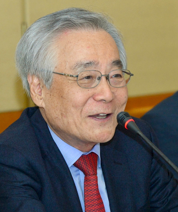 [세종=뉴시스] 나웅배 전 부총리. (뉴시스DB) *재판매 및 DB 금지