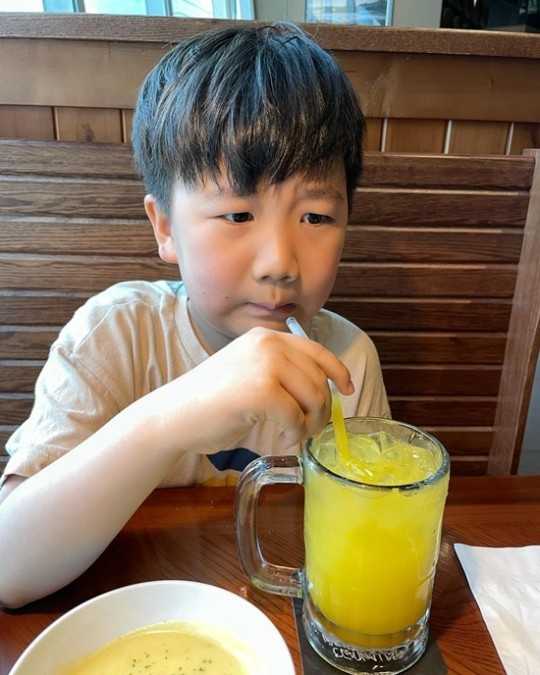 [서울=뉴시스] 도경완 아들 연우 2021.04.27(사진=도경완 인스타 캡처) photo@newsis.com *재판매 및 DB 금지