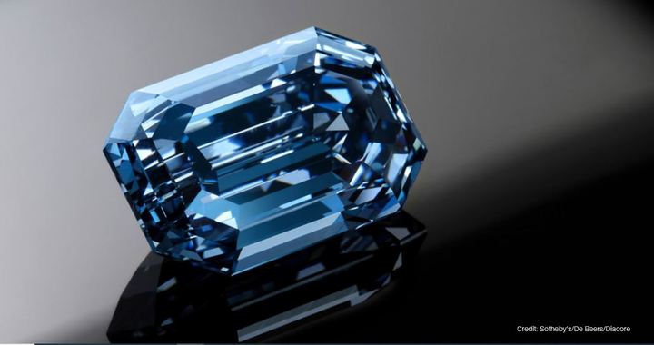 [서울=뉴시스] 소더비 경매에 나온 세계 최대 블루 다이아몬드 (사진 출처=CNN) 2022.04.29. photo@newsis.com *재판매 및 DB 금지