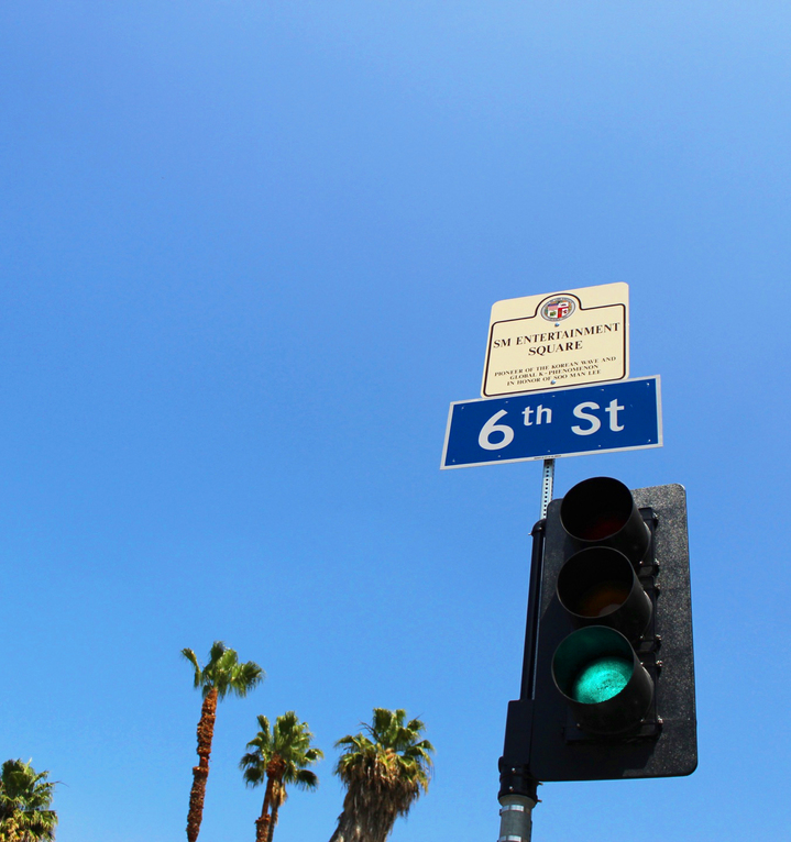 [서울=뉴시스] SM엔터테인먼트 스퀘어 표지판. 2022.04.29. (사진 = SM 제공) photo@newsis.com *재판매 및 DB 금지