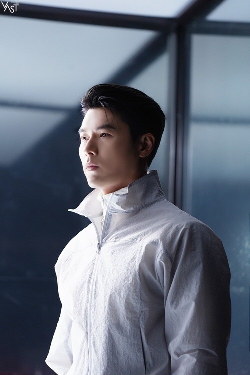 [서울=뉴시스] 현빈 2021.05.02(사진=VAST엔터테인먼트 인스타그램 캡처) photo@newsis.com&nbsp; *재판매 및 DB 금지