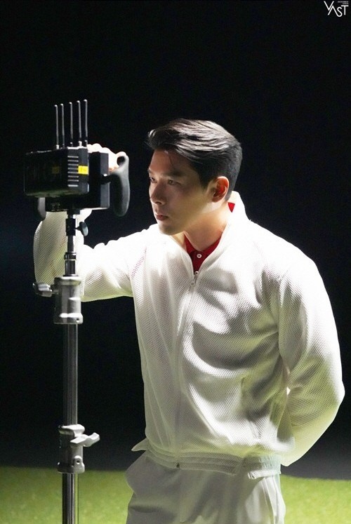 [서울=뉴시스] 현빈 2021.05.02(사진=VAST엔터테인먼트 인스타그램 캡처) photo@newsis.com&nbsp; *재판매 및 DB 금지