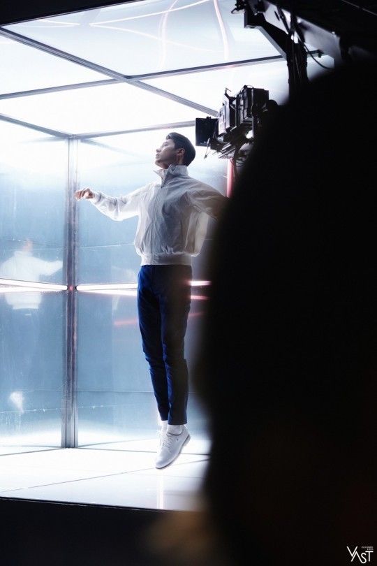 [서울=뉴시스] 현빈 2021.05.02(사진=VAST엔터테인먼트 인스타그램 캡처) photo@newsis.com&nbsp; *재판매 및 DB 금지