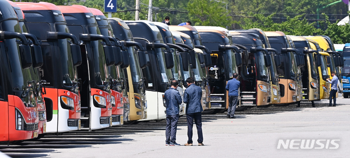 [안동=뉴시스] 관광버스. (사진=뉴시스 DB) 2025.05.15