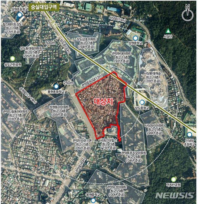 [서울=뉴시스]서울시는 지난 4일 제5차 도시계획위원회를 열어 관악구 봉천14 주택정비형 재개발사업 정비구역 지정·정비계획을 결정하고 경관 심의안을 수정 가결했다고 5일 밝혔다. 이번 정비계획 변경안 통과로 14년 간 지연된 재개발 사업에 속도가 붙을 전망이다. (사진=서울시 제공). 2022.05.05. photo@newsis.com