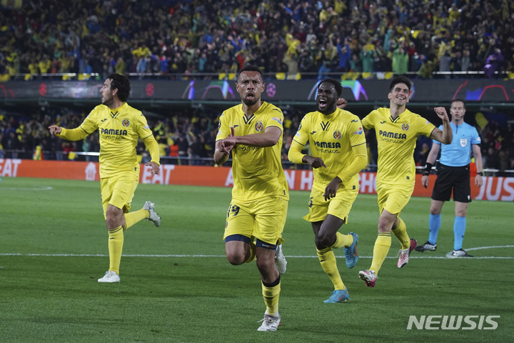 [비야레알=AP/뉴시스]비야레알, 챔스 4강에서 탈락. 2022.05.03.