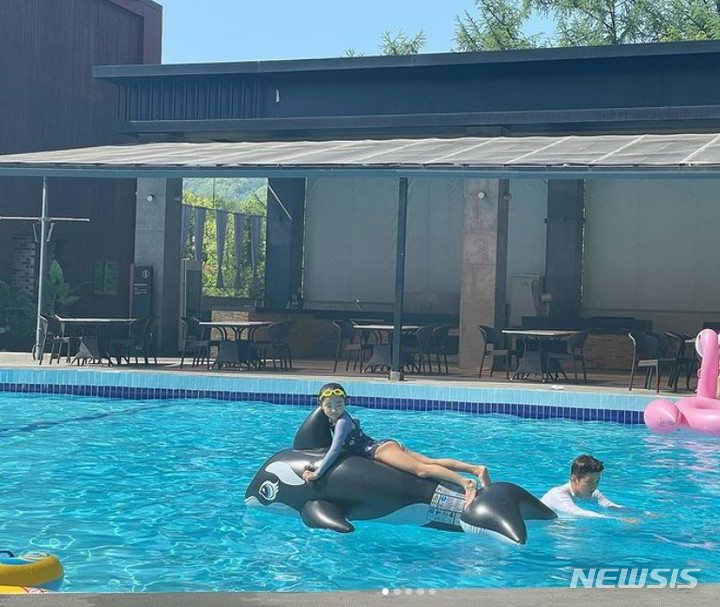 [서울=뉴시스] 인교진·소이현 딸 하은. 2022.05.07. (사진 = 소이현 인스타그램 캡쳐) photo@newsis.com*재판매 및 DB 금지