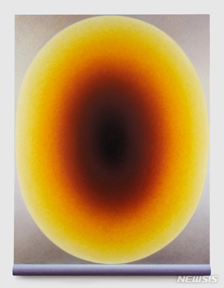 [서울=뉴시스]로이 홀로웰, Yellow Brain, 2021 © Loie Hollowell, courtesy Pace Gallery