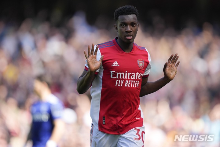 [런던=AP/뉴시스]아스널 신예 공격수 은케티아. 2022.05.08.