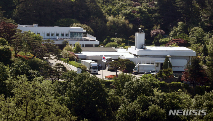 [서울=뉴시스] 추상철 기자 = 사진은 용산 대통령 관저. 2022.05.09. scchoo@newsis.com