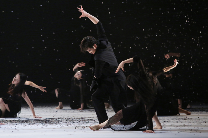 [서울=뉴시스]경기도무용단의 '제(祭)'. (사진=박창현) 2022.05.11. photo@newsis.com *재판매 및 DB 금지